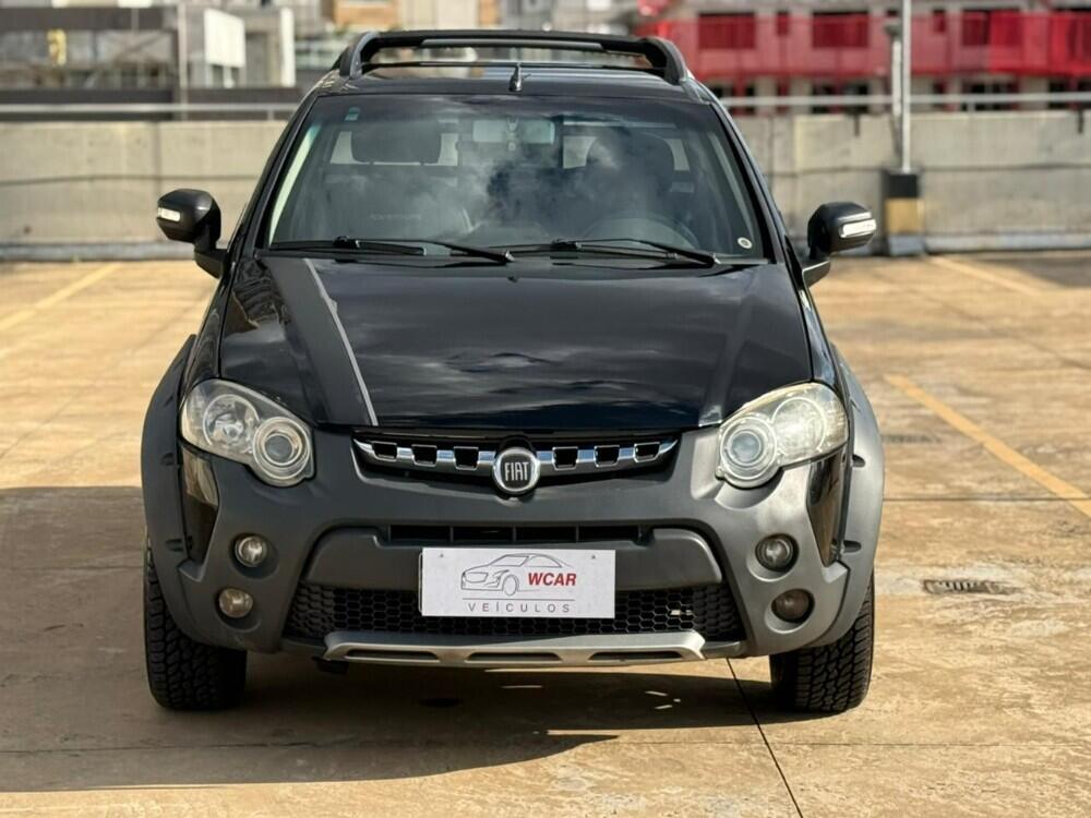 Fiat Strada Cab. Est.