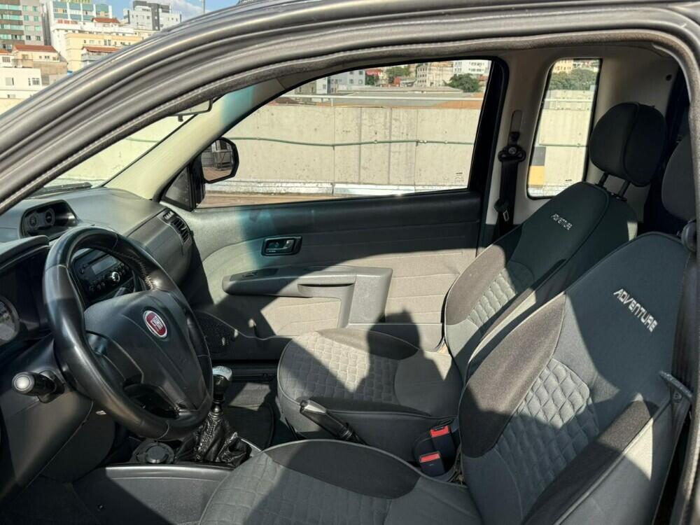 Fiat Strada Cab. Est.