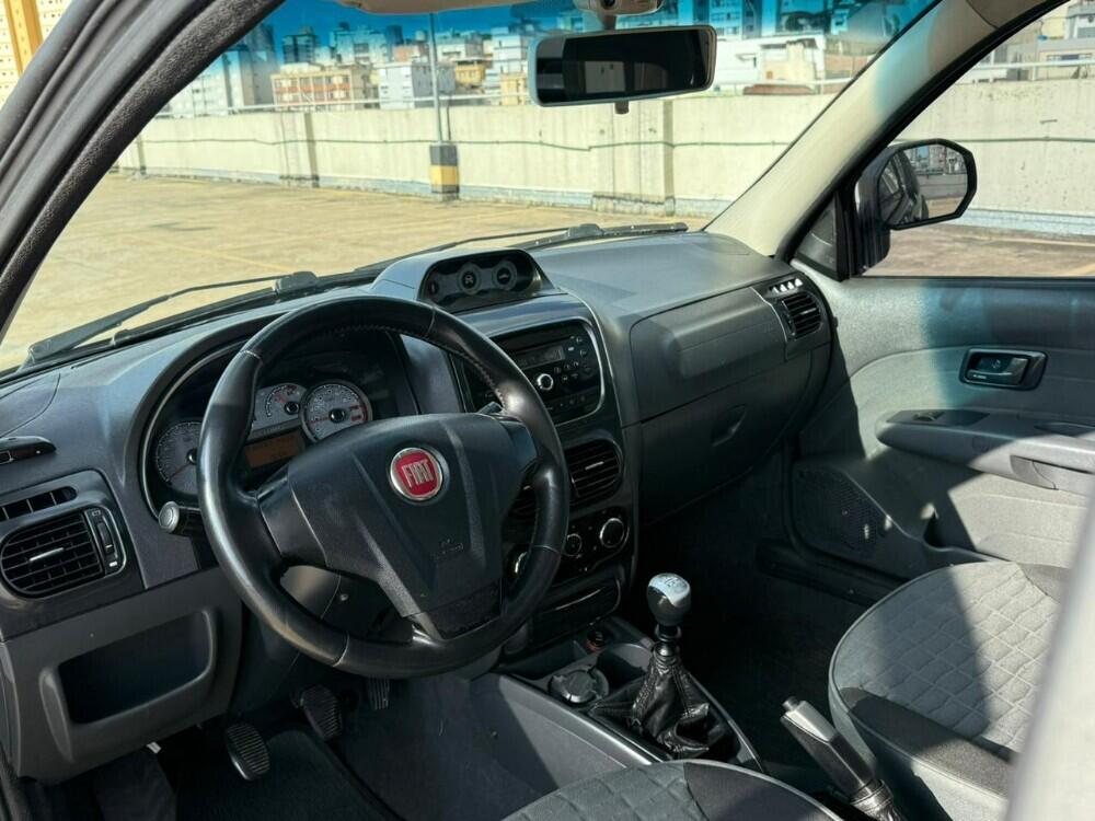 Fiat Strada Cab. Est.