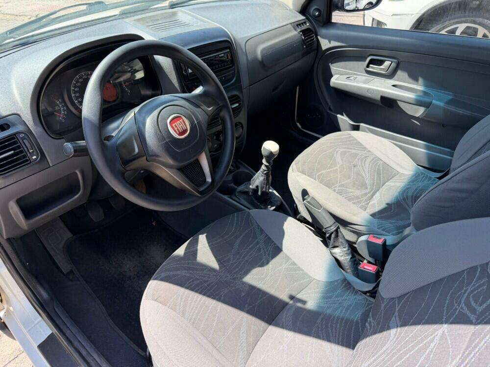 Fiat Strada Cab. Est.