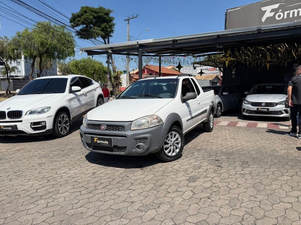 Fiat Strada Cab. Est.