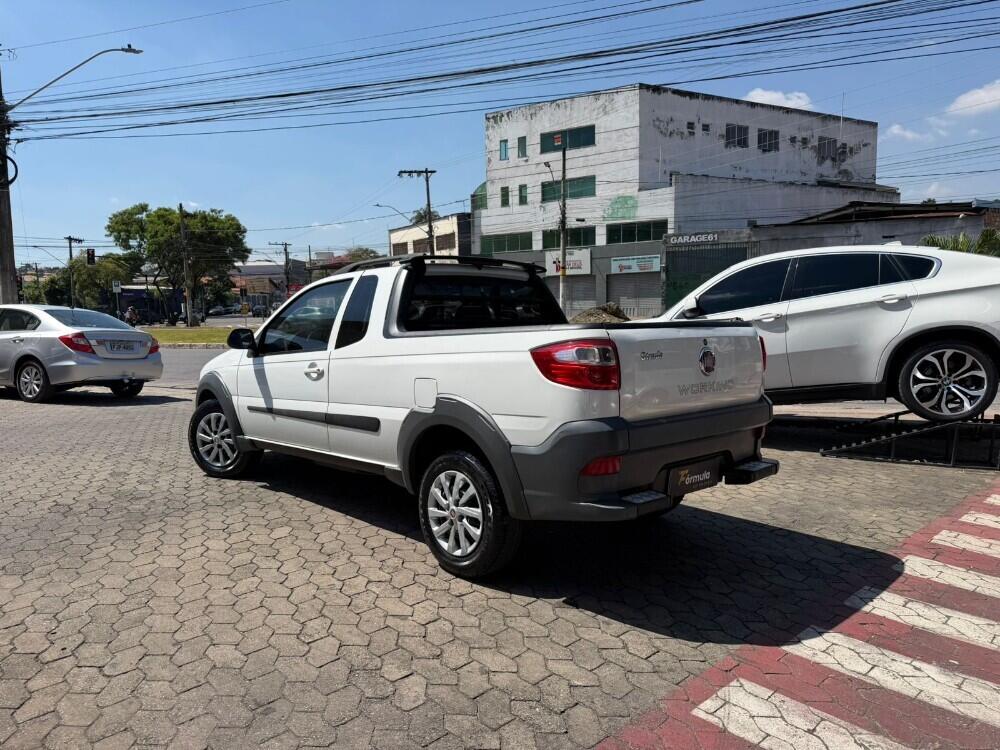 Fiat Strada Cab. Est.