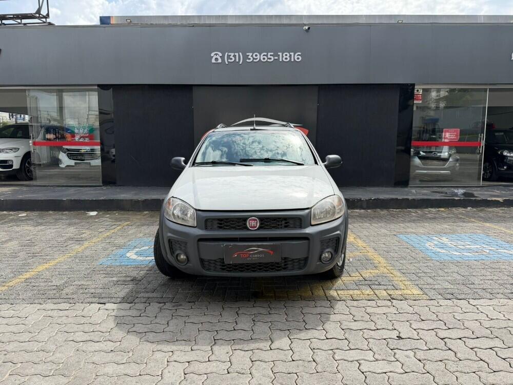 Fiat Strada Cab. Est.