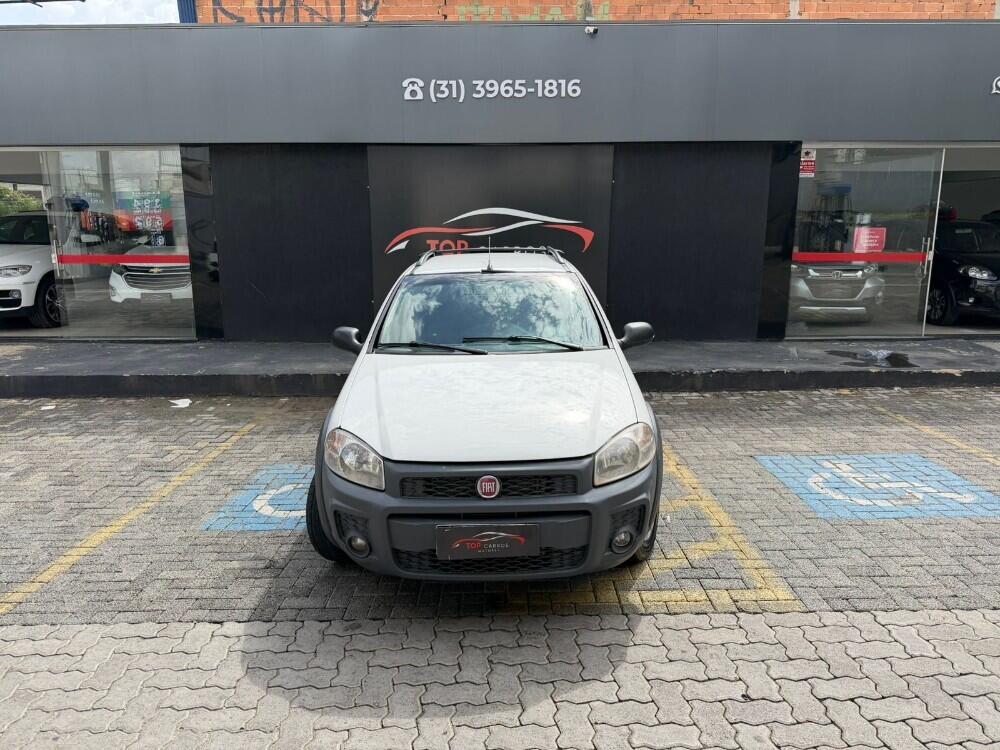 Fiat Strada Cab. Est.