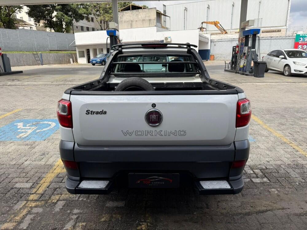 Fiat Strada Cab. Est.