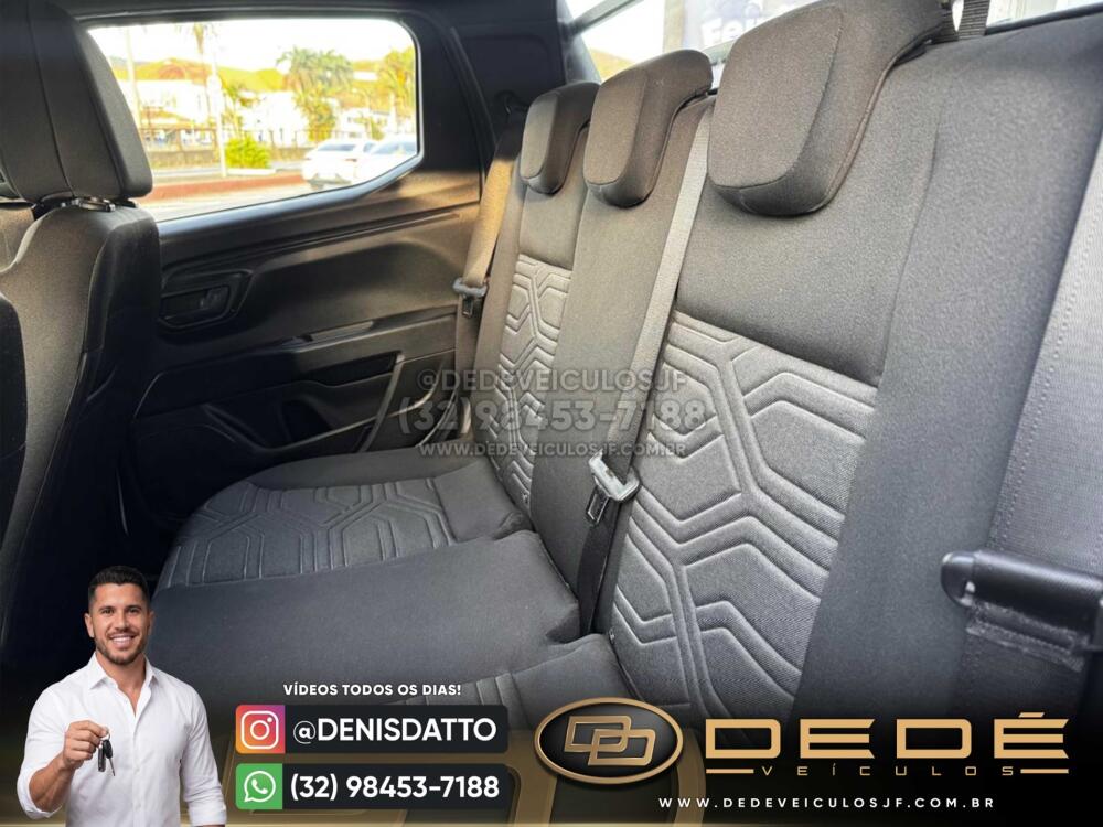 Fiat Strada Cab. Est.