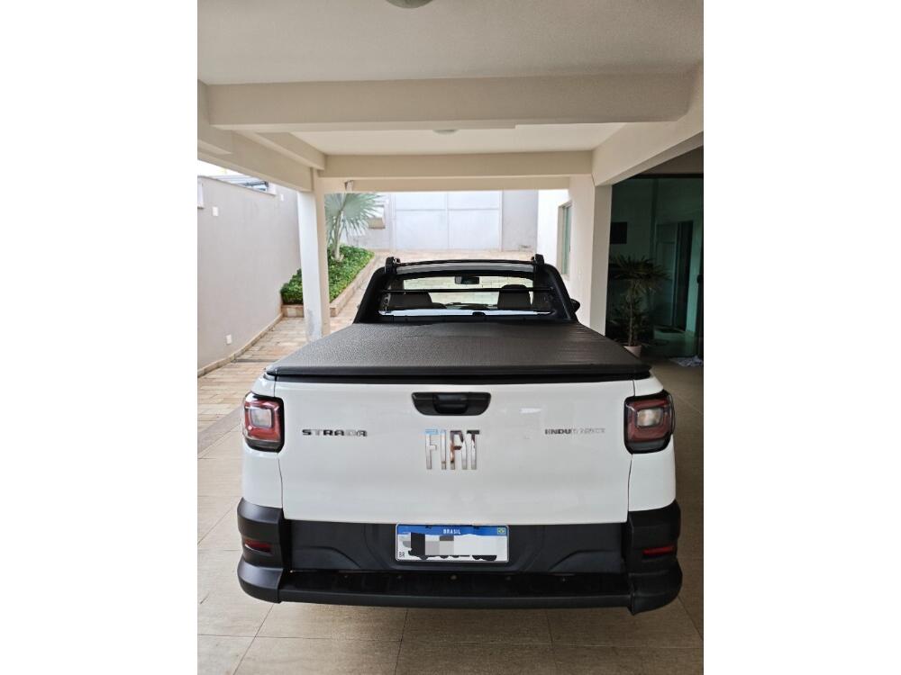 Fiat Strada Cab. Est.