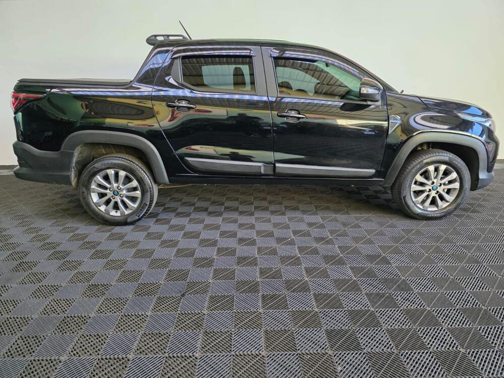 Fiat Strada Cab. Est.