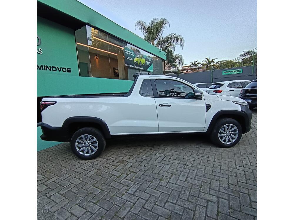 Fiat Strada Cab. Est.