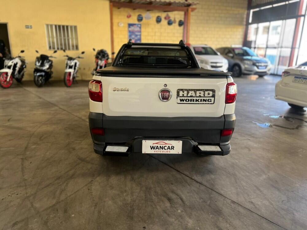 Fiat Strada Cab. Simples