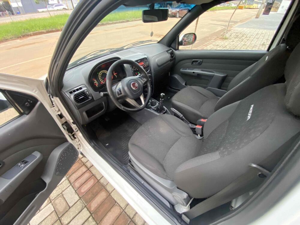 Fiat Strada Cab. Simples