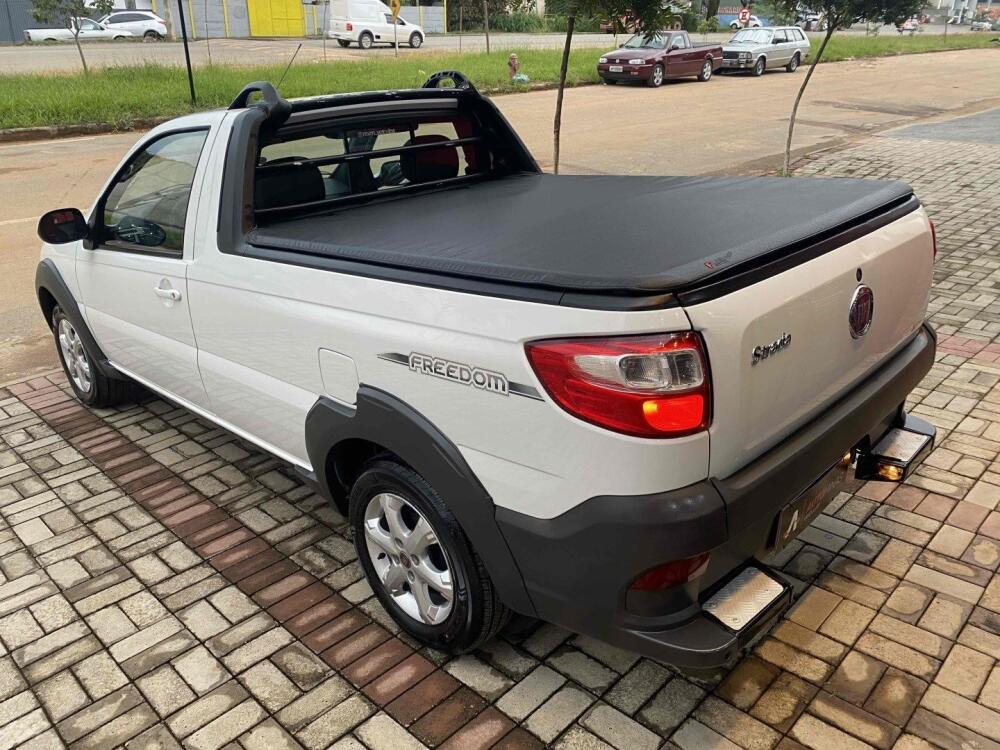Fiat Strada Cab. Simples