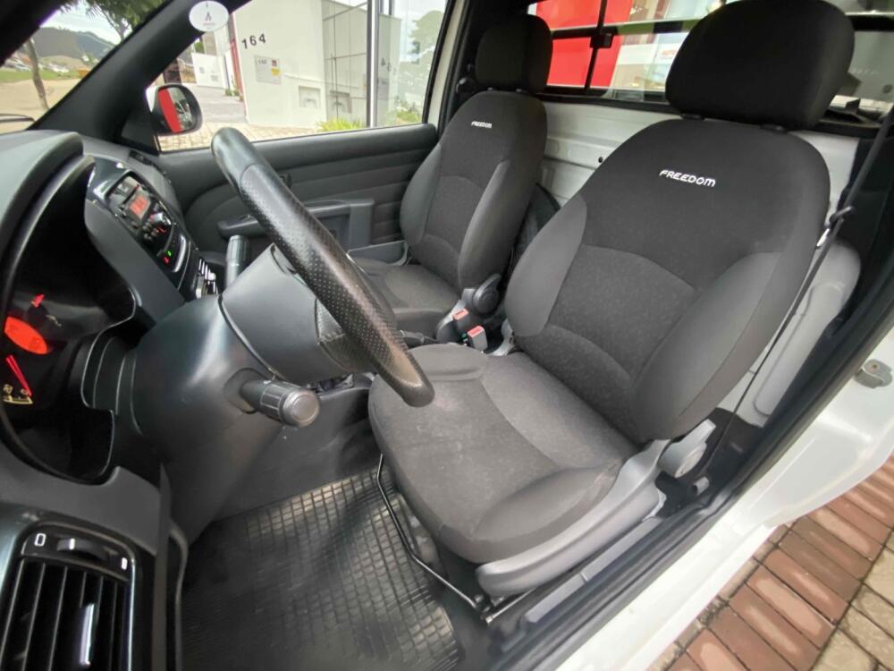 Fiat Strada Cab. Simples
