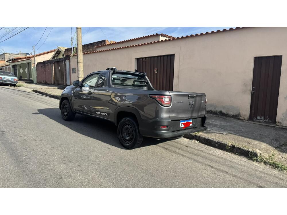 Fiat Strada Cab. Simples