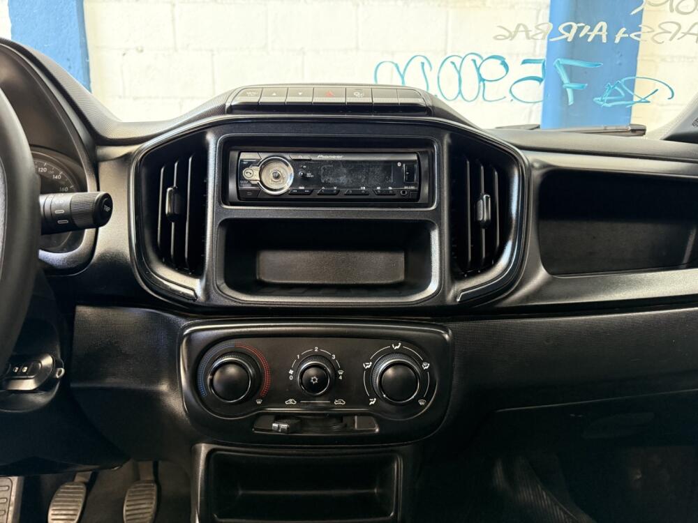 Fiat Strada Cab. Simples