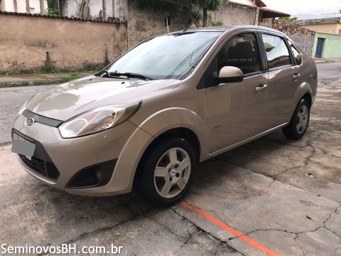 Ford Fiesta Sedan Ford Fiesta Sedan