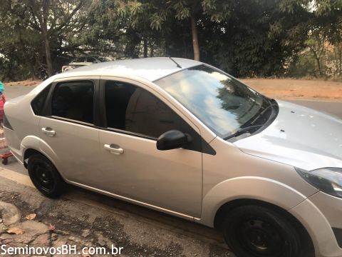 Ford Fiesta Sedan Ford Fiesta Sedan