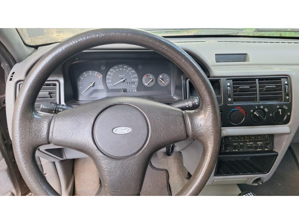 Ford Escort