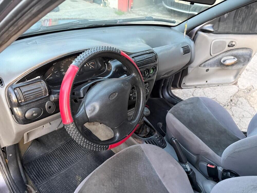 Ford Escort