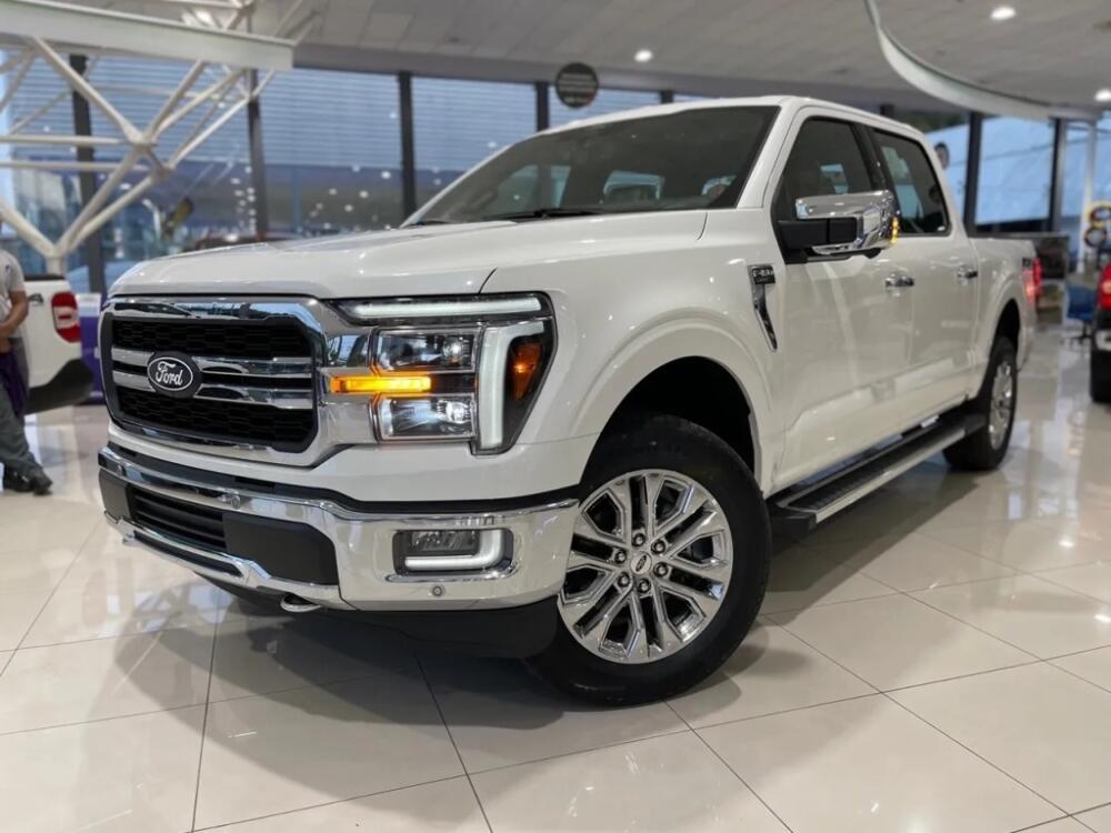 Ford F-150 5.0 V8 GASOLINA CD LARIAT FX4 AUTOMÁTICO 2025