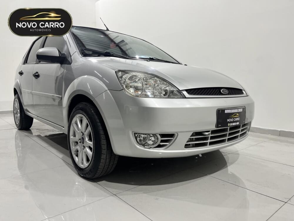 Ford Fiesta Sedan