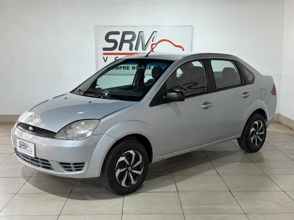 Ford Fiesta Fiesta Sedan 1.0 8V Flex 4p 2006