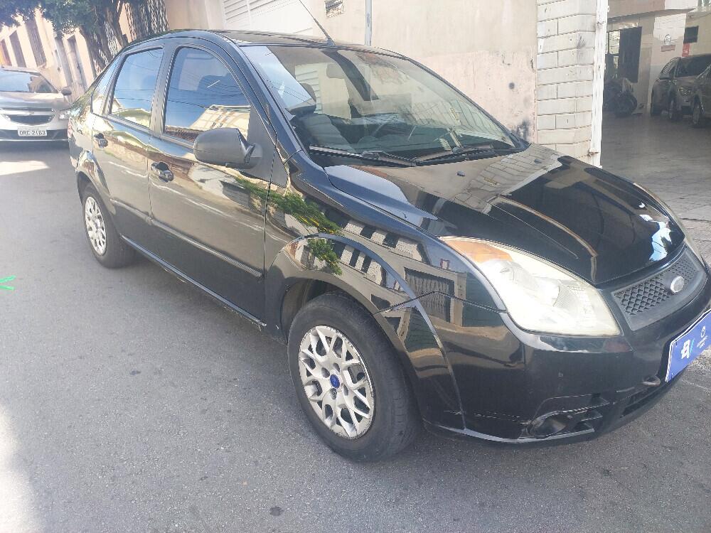 Ford Fiesta Sedan