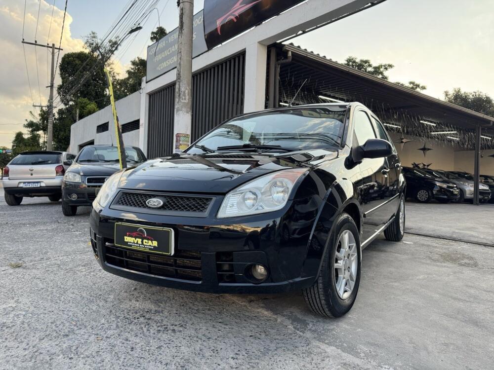 Ford Fiesta Sedan