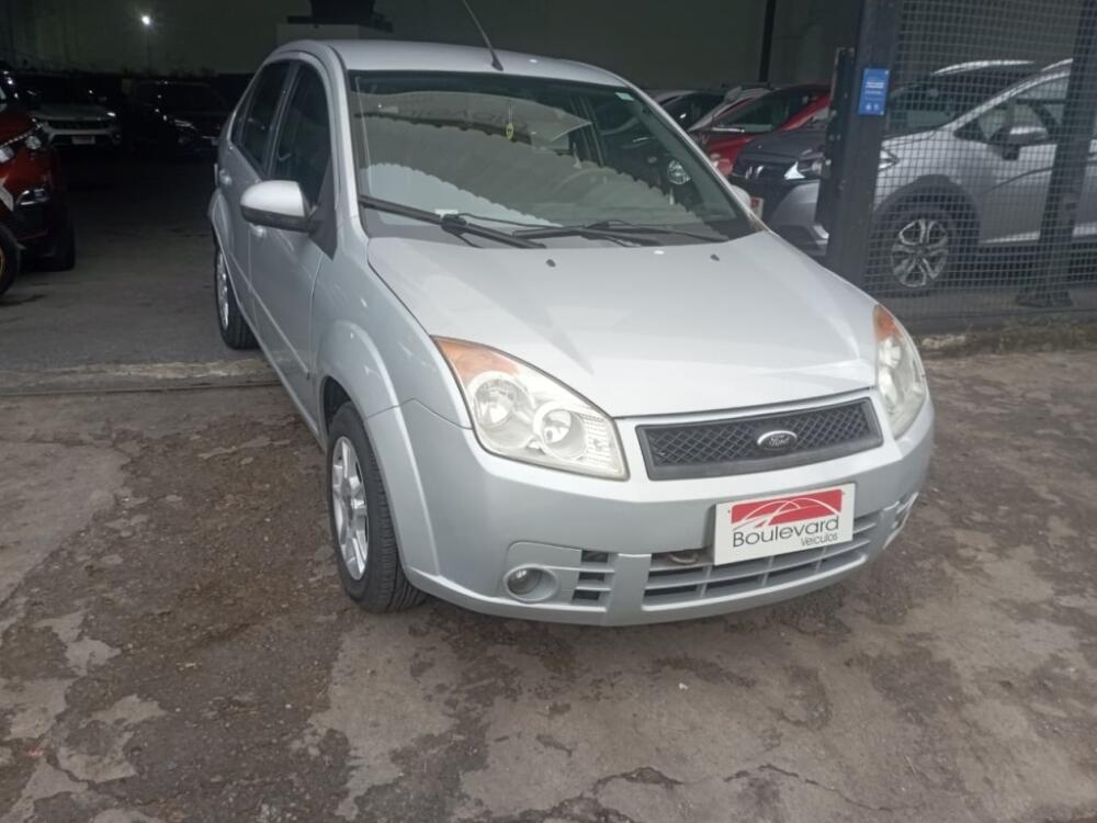 Ford Fiesta Sedan