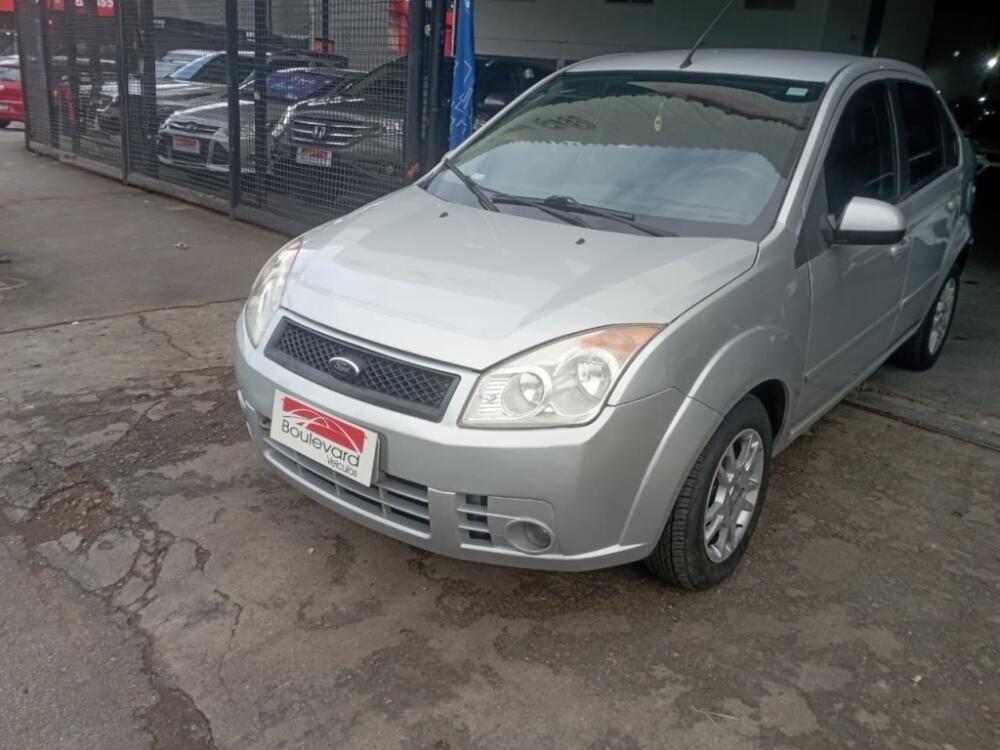 Ford Fiesta Sedan