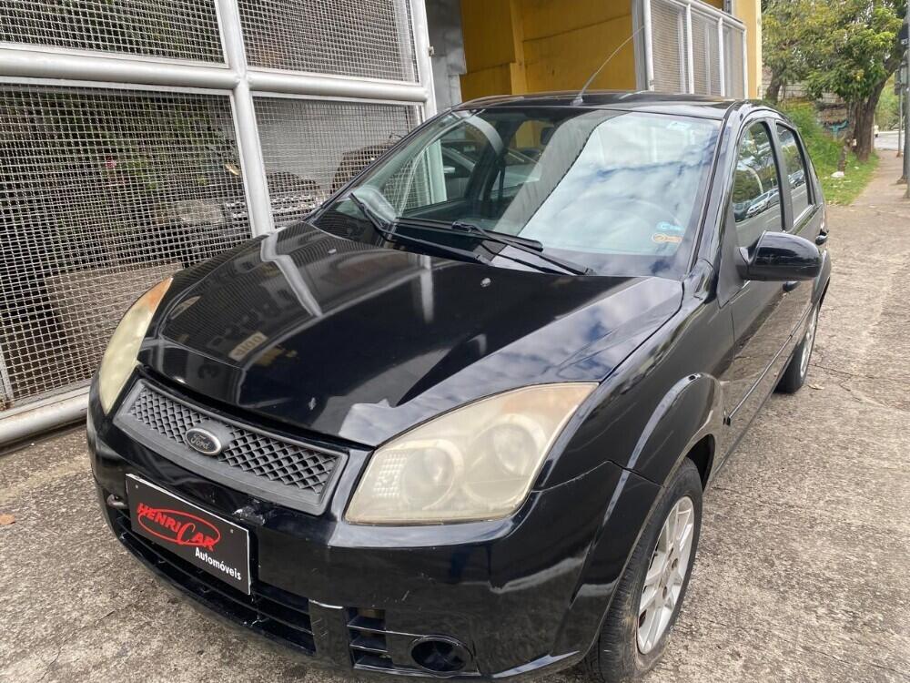 Ford Fiesta Sedan