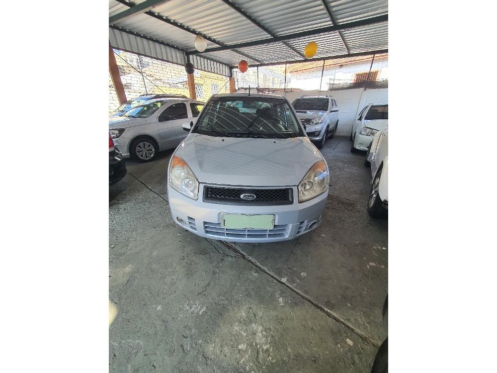 Ford Fiesta Sedan