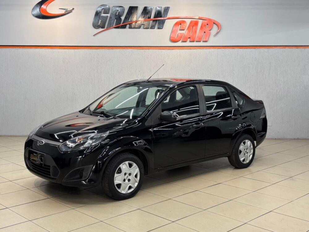 Ford Fiesta Sedan