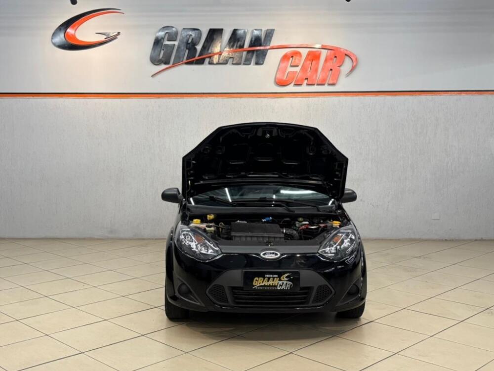 Ford Fiesta Sedan