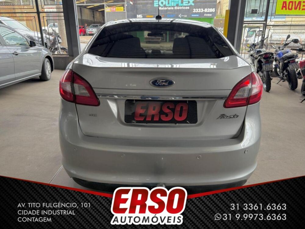 Ford Fiesta Sedan
