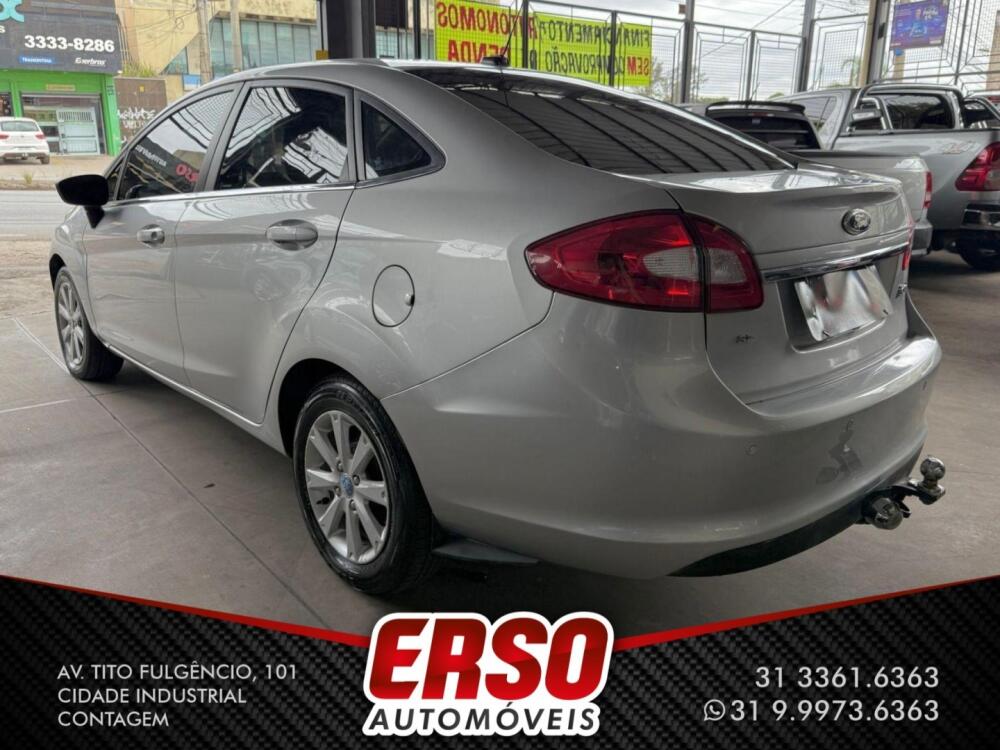 Ford Fiesta Sedan