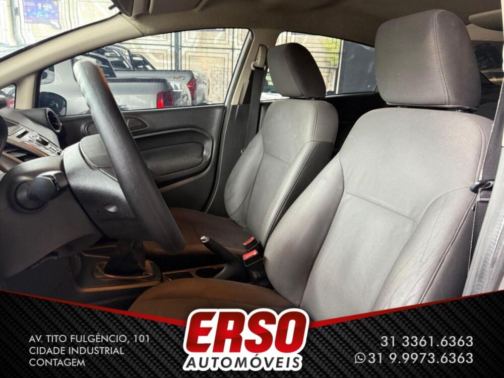 Ford Fiesta Sedan
