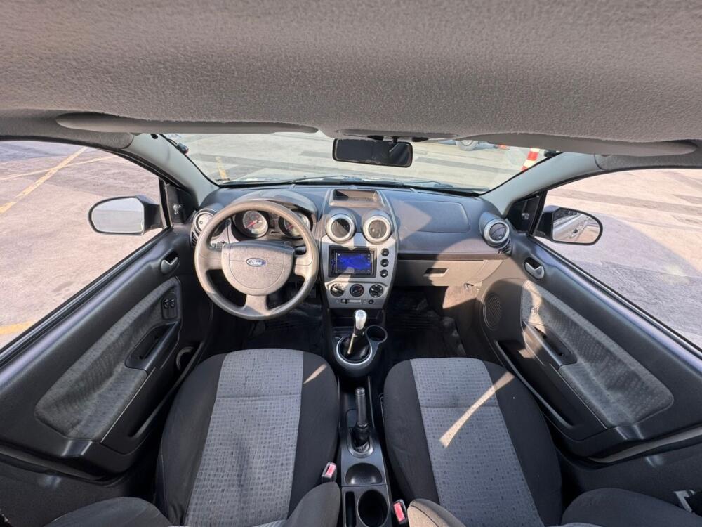 Ford Fiesta Sedan