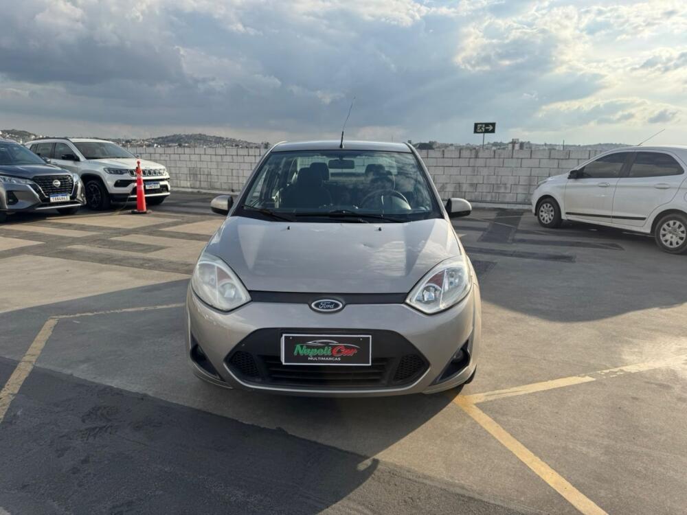 Ford Fiesta Sedan