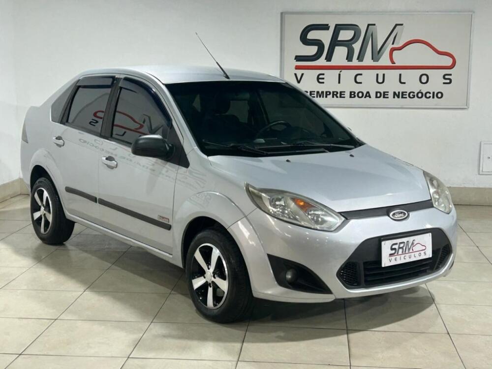 Ford Fiesta Sedan