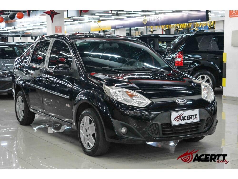Ford Fiesta Sedan