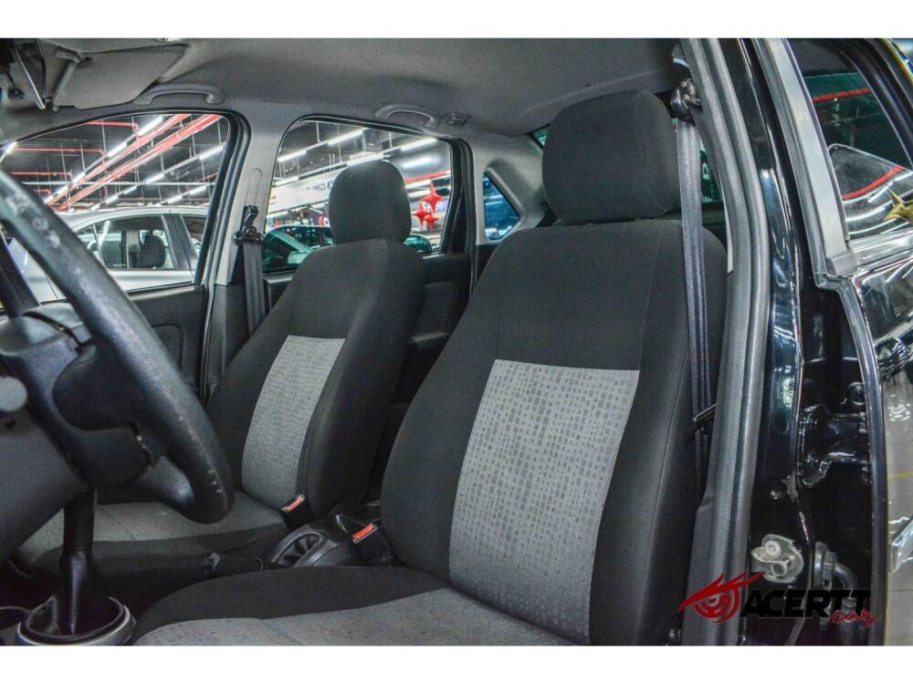 Ford Fiesta Sedan