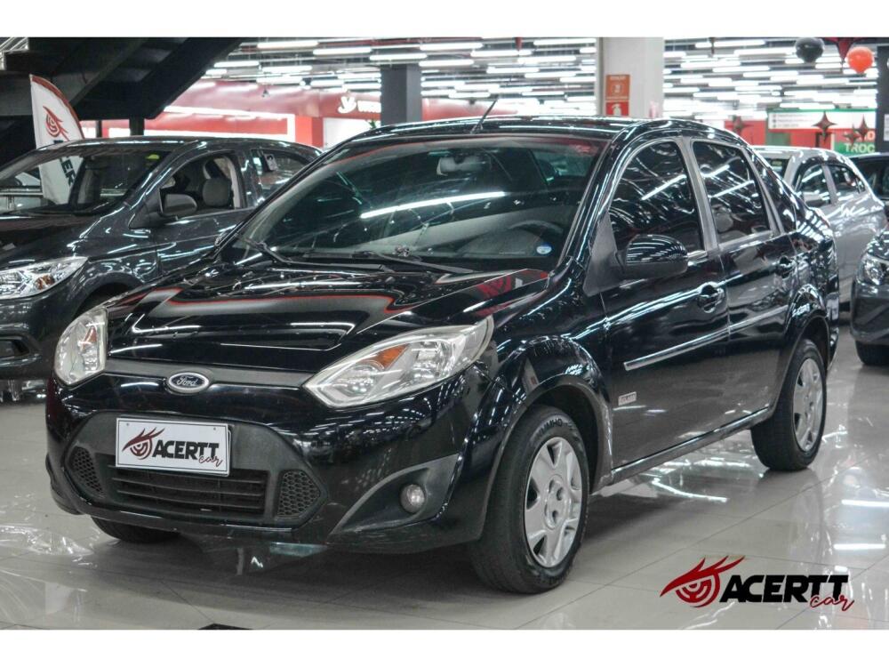 Ford Fiesta Sedan