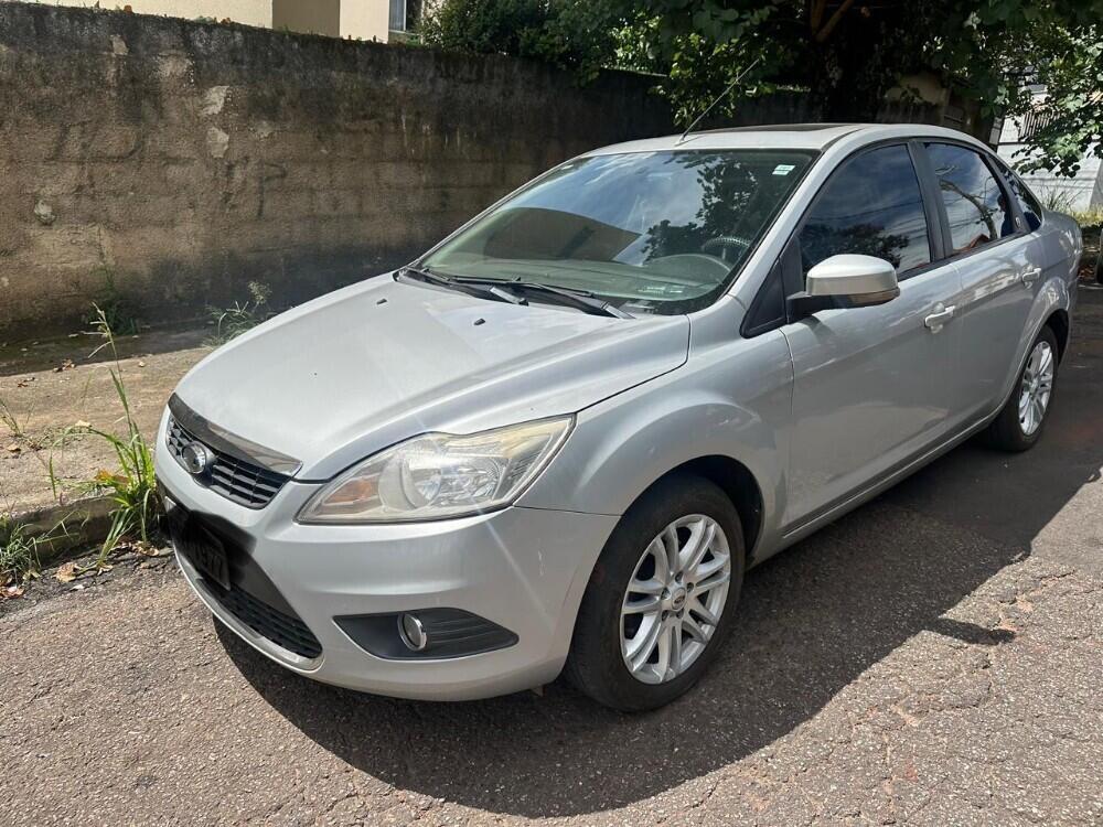 Ford Fiesta Sedan