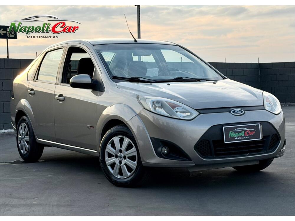 Ford Fiesta Sedan