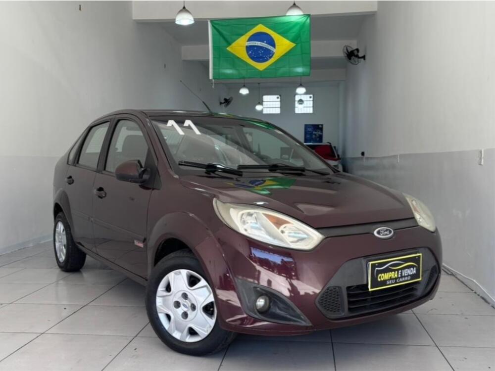 Ford Fiesta Sedan