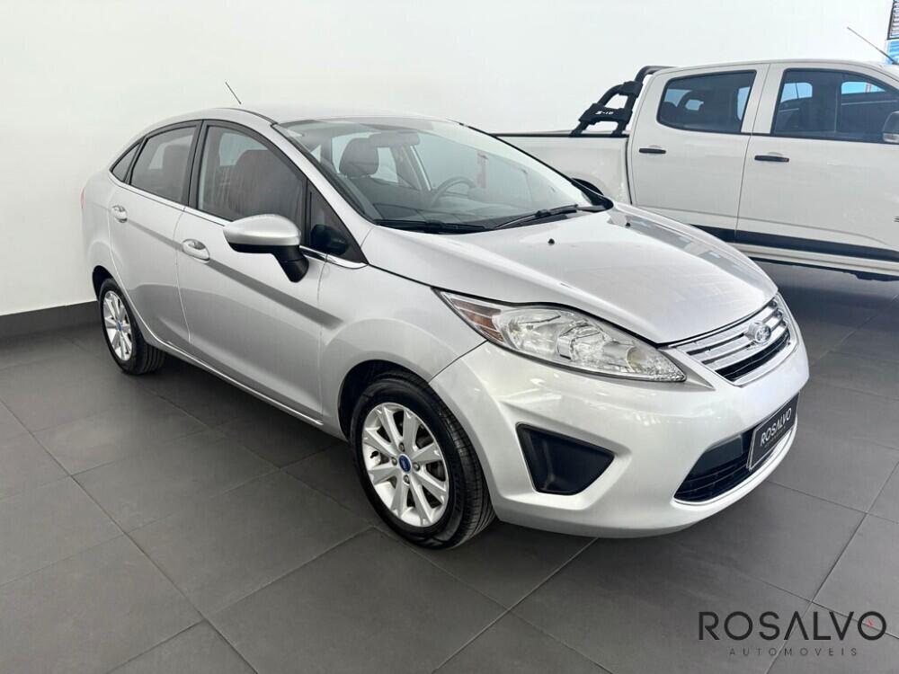 Ford Fiesta Sedan