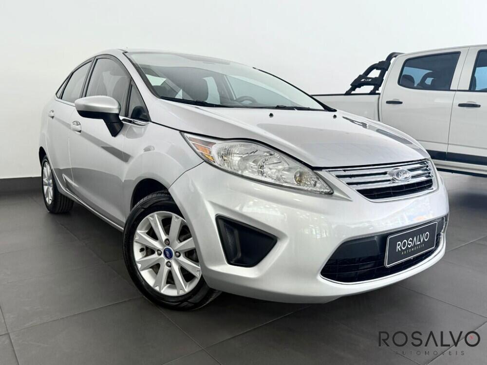 Ford Fiesta Sedan