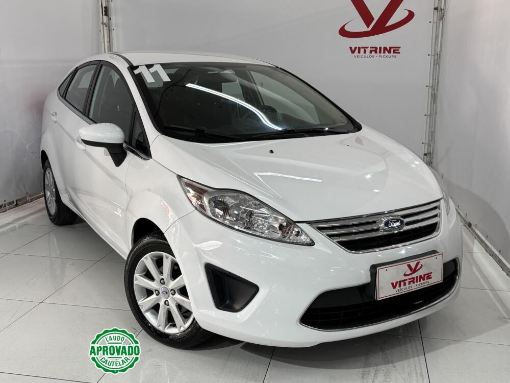 Ford Fiesta Sedan