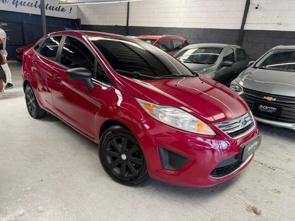Ford Fiesta Sedan